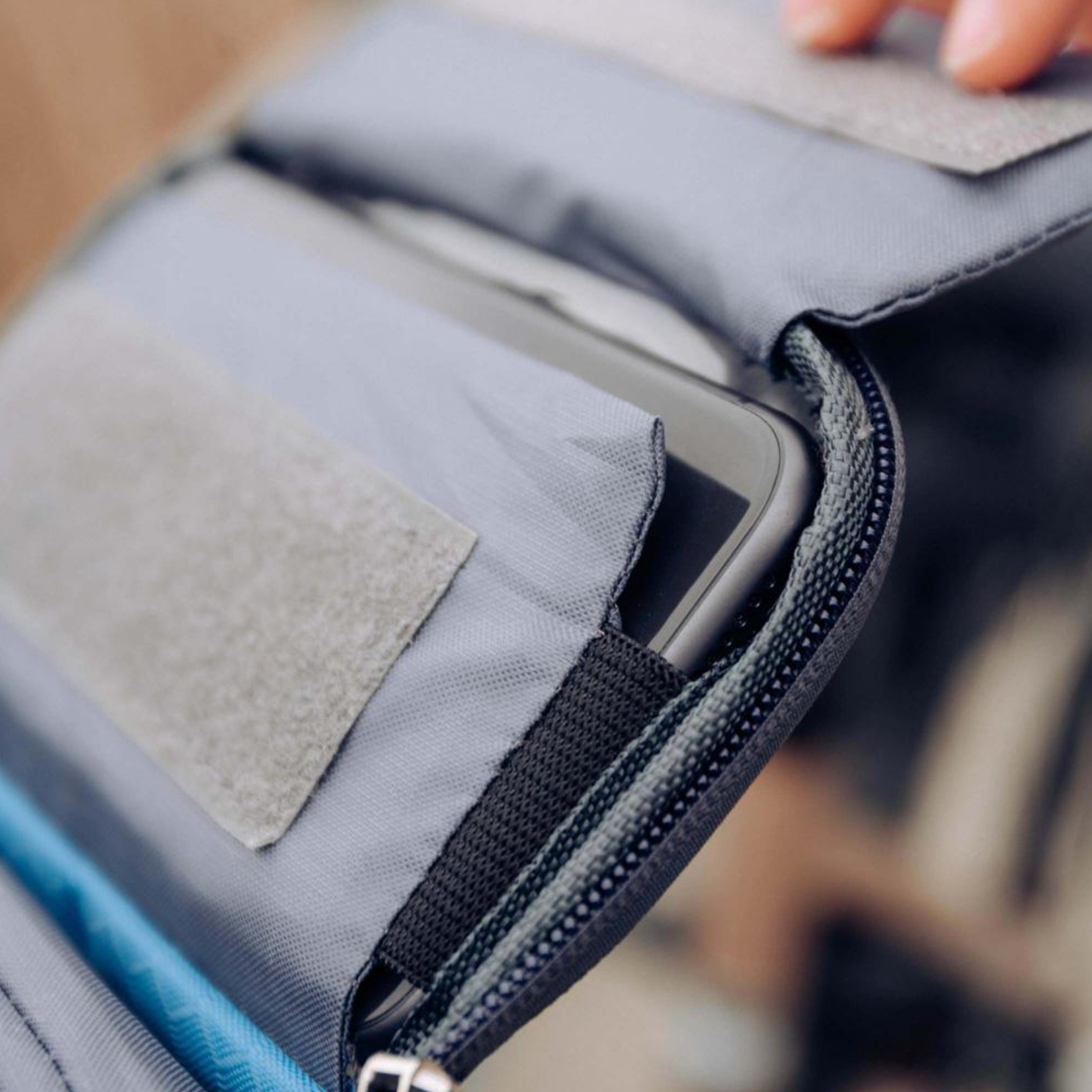 Sac de guidon pratique pour vélo avec porte-smartphone et matériau résistant à l'eau