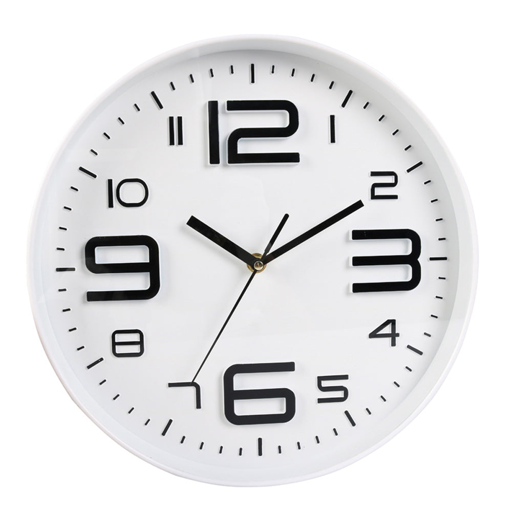 Horloge murale avec grand cadran et design moderne