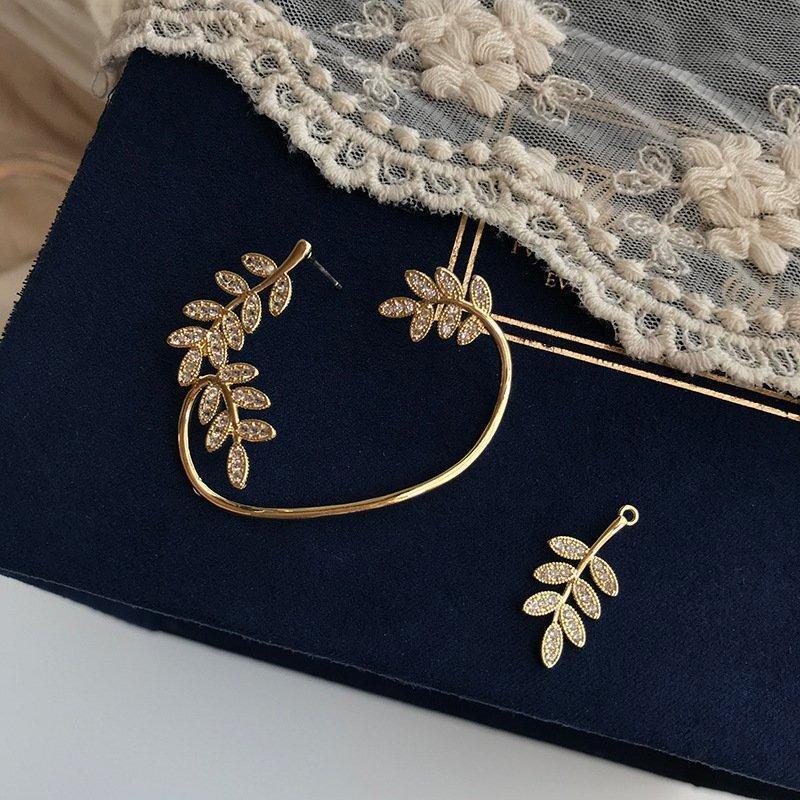 Boucles d'oreilles en zircon brillant