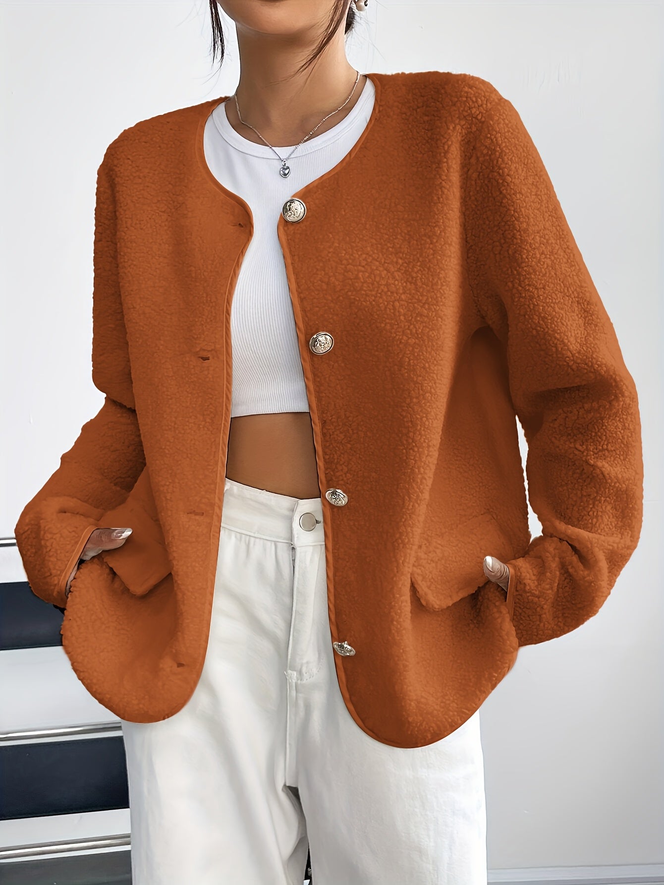 Veste élégante pour femme avec boutons – Intemporelle et douce pour l'automne et l'hiver
