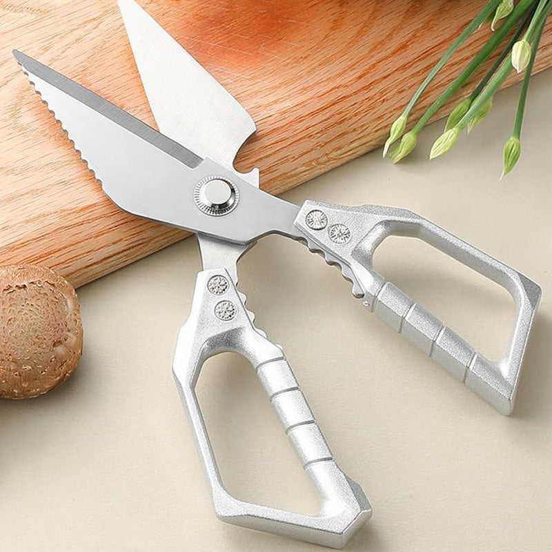 Image des ciseaux de cuisine BladeForce sur une table