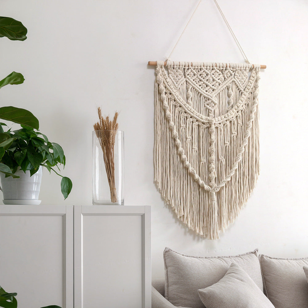 Décoration murale en macramé avec détails artistiques