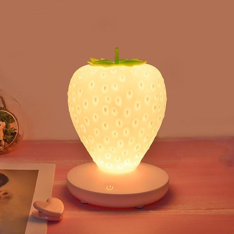 Lampe de table de nuit aux fraises