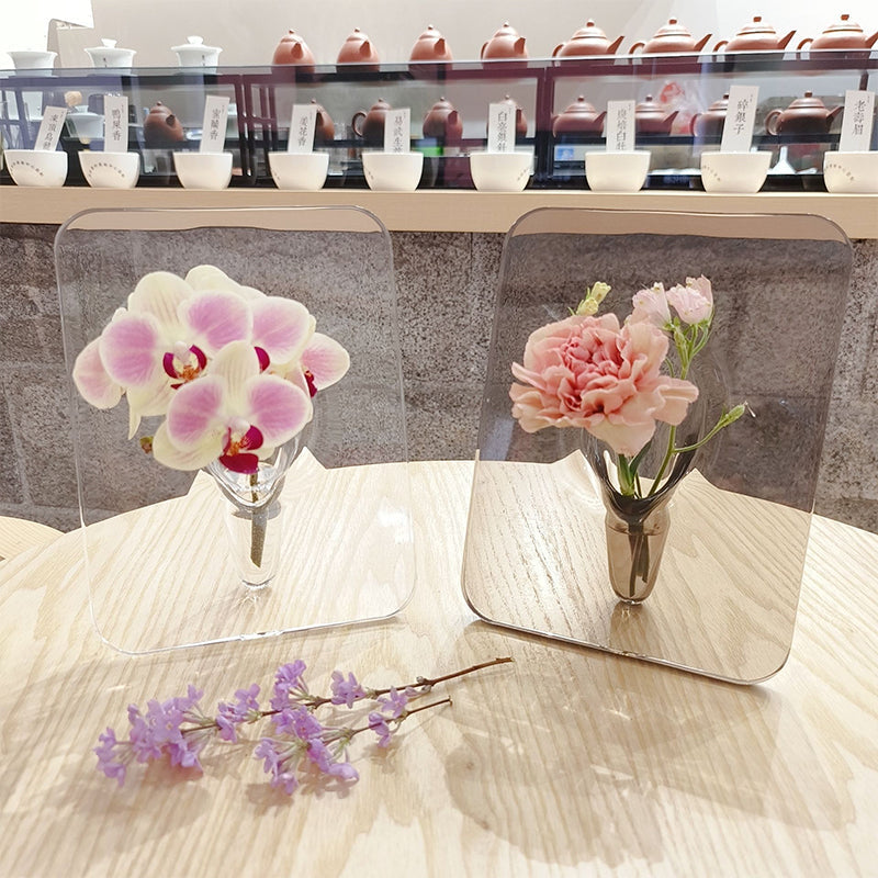 Vase avec cadre photo de bureau