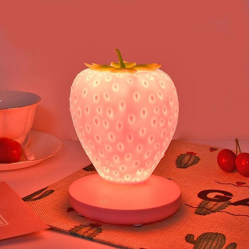 Lampe de table de nuit aux fraises