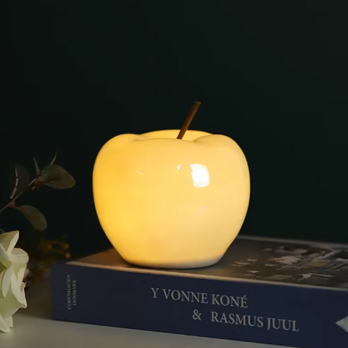 Lampe de table de chevet translucide Apple