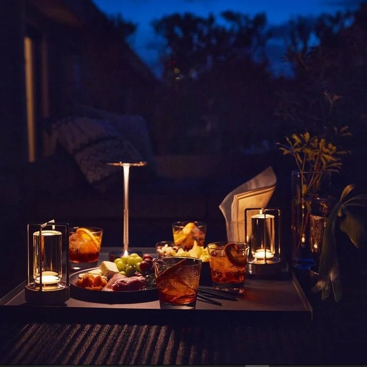 Lampe de table sans fil – Lampe de bureau étanche à intensité variable et rechargeable