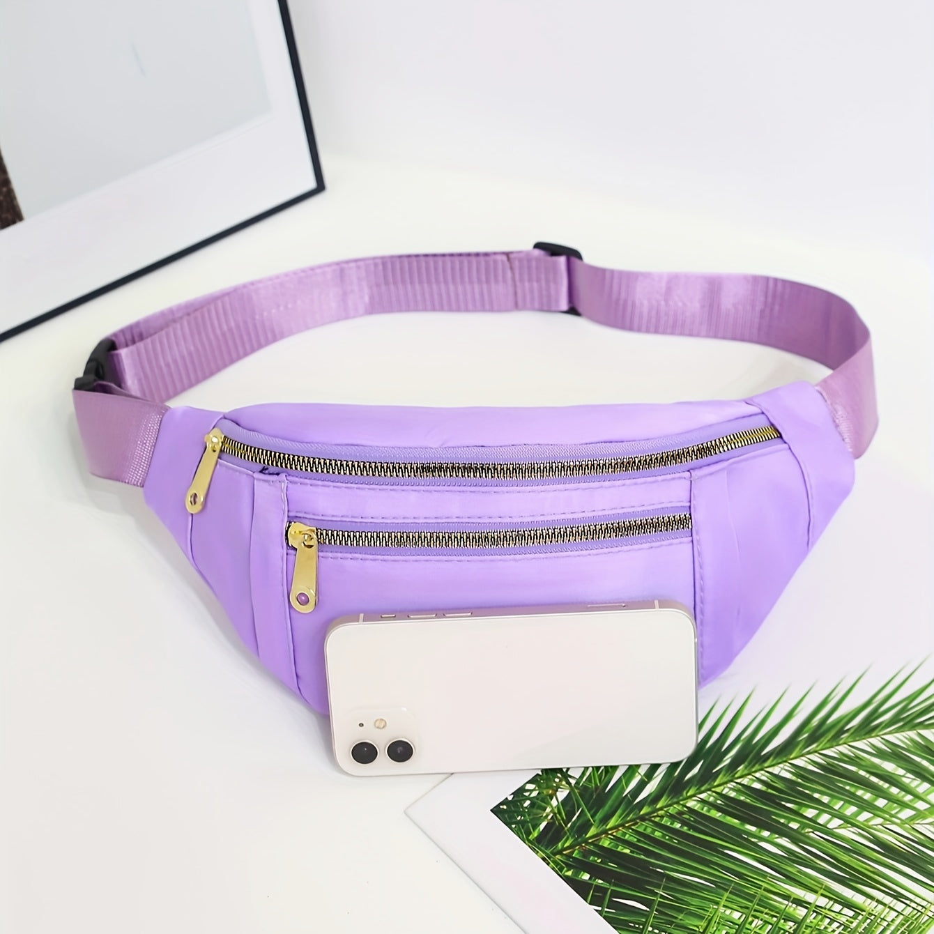 Sac banane léger pour femmes avec plusieurs poches zippées et une sangle réglable