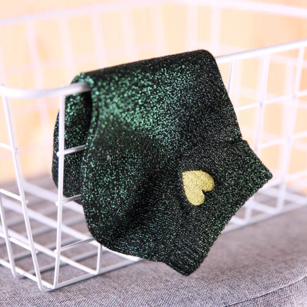 Chaussettes Brillantes Femme – Broderie Cœur Doré & Fils Métalliques Étincelants