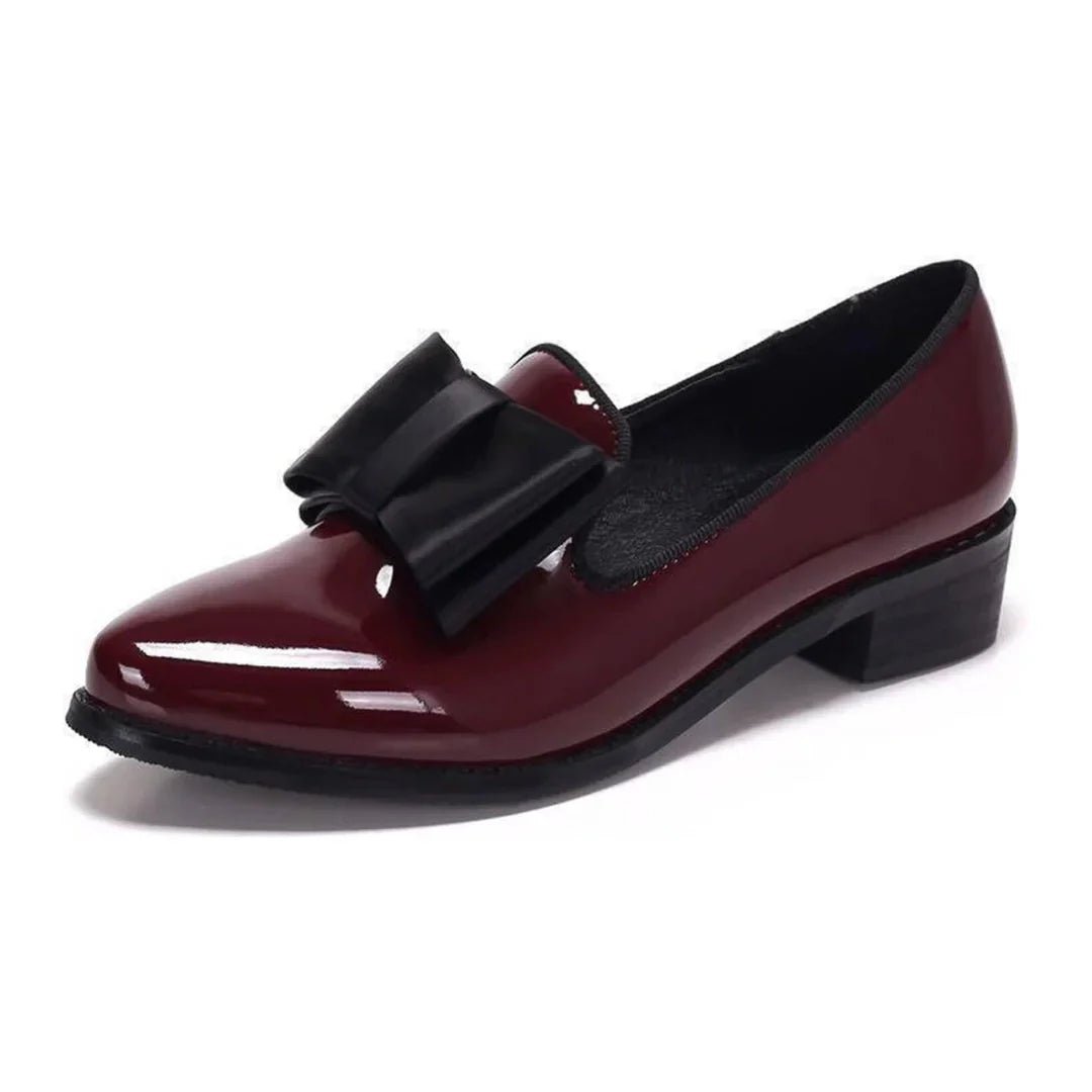 Mocassins pointus en Cuir Verni | Confort Stylé, Chic et Moderne