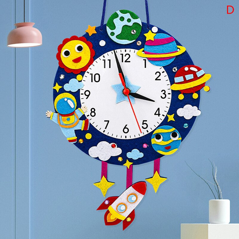 Horloge murale pour enfants sur le thème de l'espace | Conception de planète astronaute