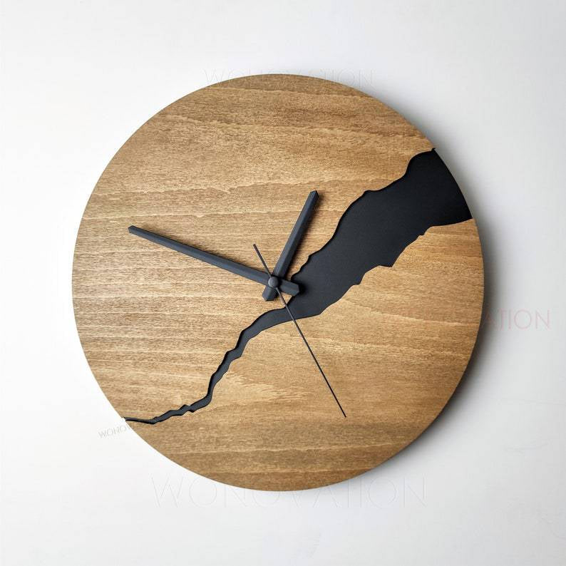 Horloge murale en bois 30x30 cm avec affichage des chiffres ou division de lignes design naturel salon cuisine bureau horloge minimaliste de style scandinave | Sansotis