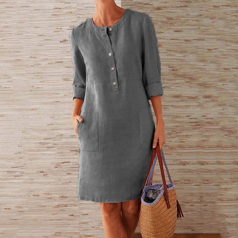Robe Droite Chic à Boutons pour Femmes Zia - Vue avec poches