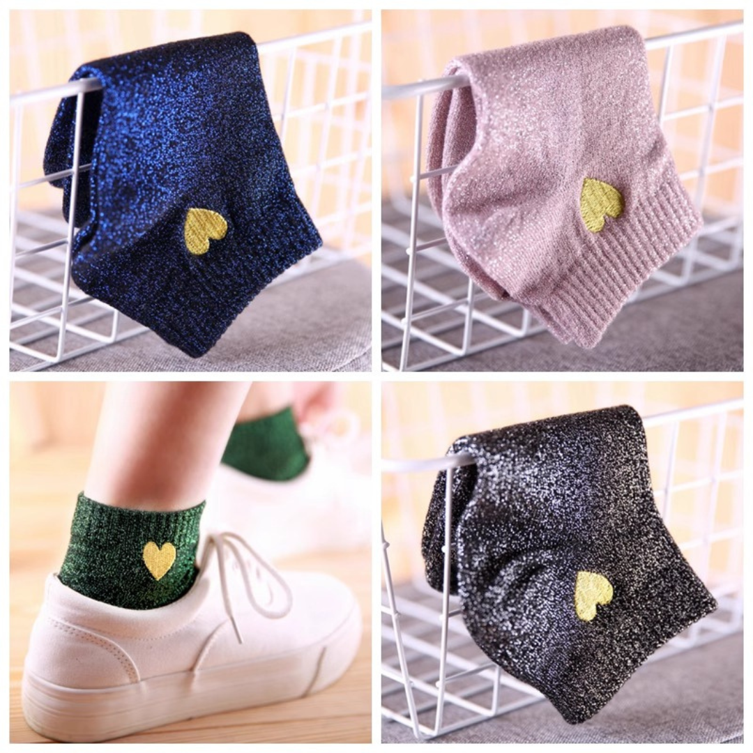 Chaussettes Brillantes Femme – Broderie Cœur Doré & Fils Métalliques Étincelants