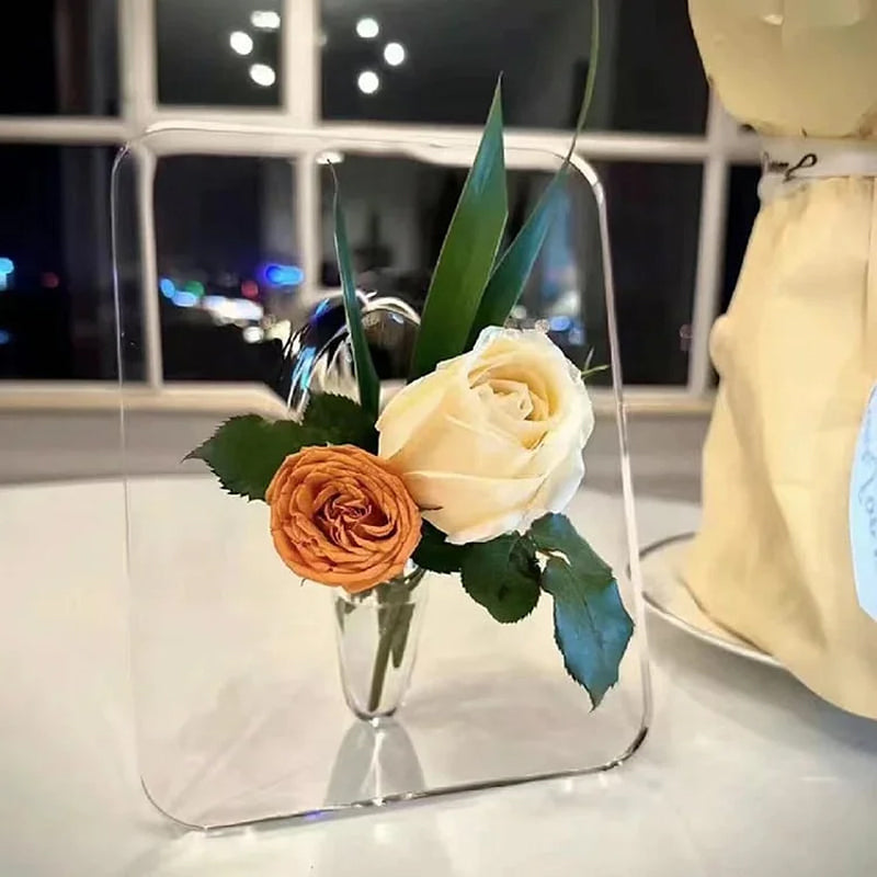 Cadre photo, vase, arrangement floral, ornement de bureau