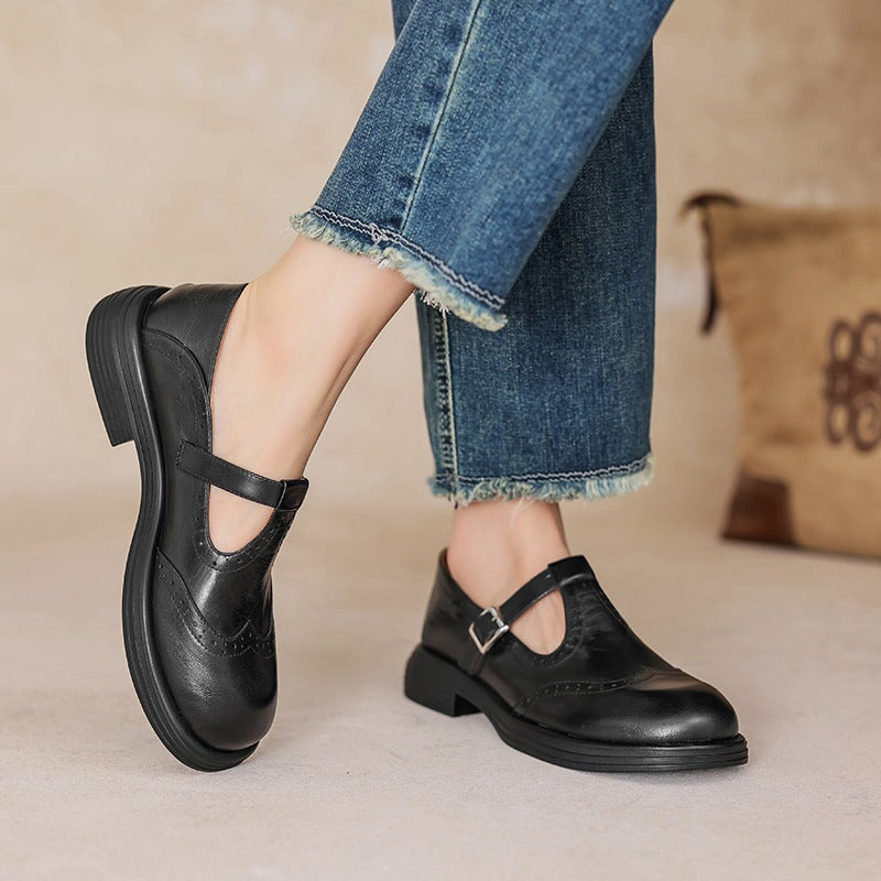 Chaussures T-Bar pour Femme – Style texturé avec détails perforés