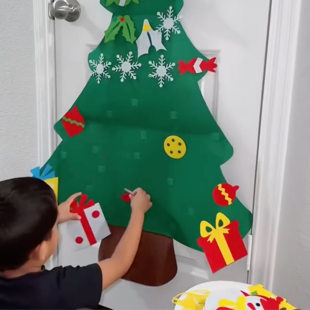 TibaToes™ Christmas Tree Play Set – Sapin de Noël Montessori pour Tout-Petits