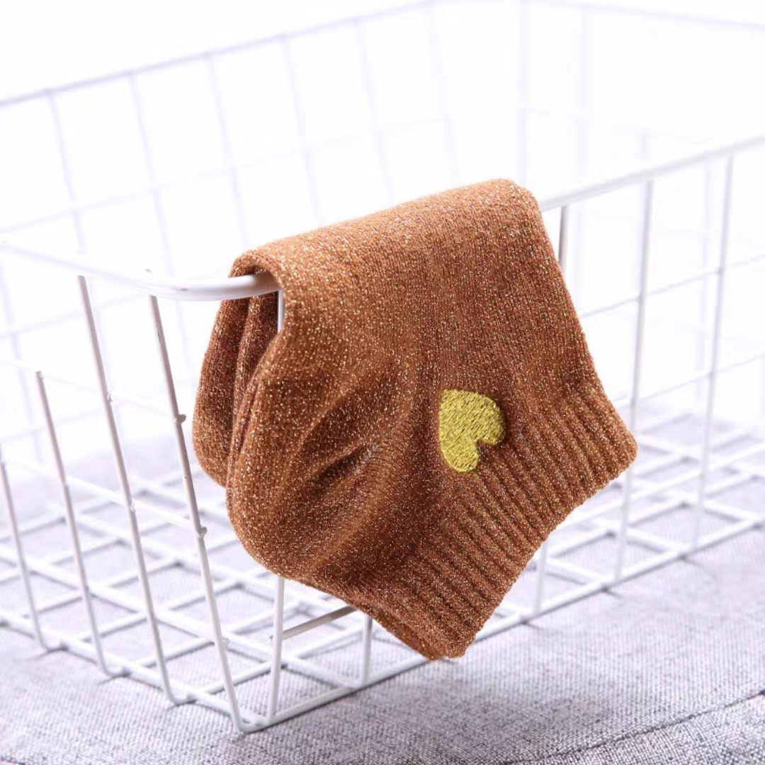Chaussettes Brillantes Femme – Broderie Cœur Doré & Fils Métalliques Étincelants