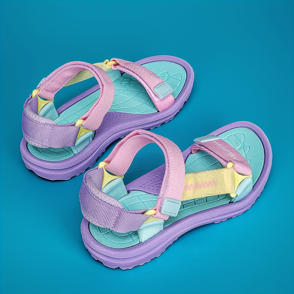 Sandales confortables pour filles, à lanières réglables et semelle légère
