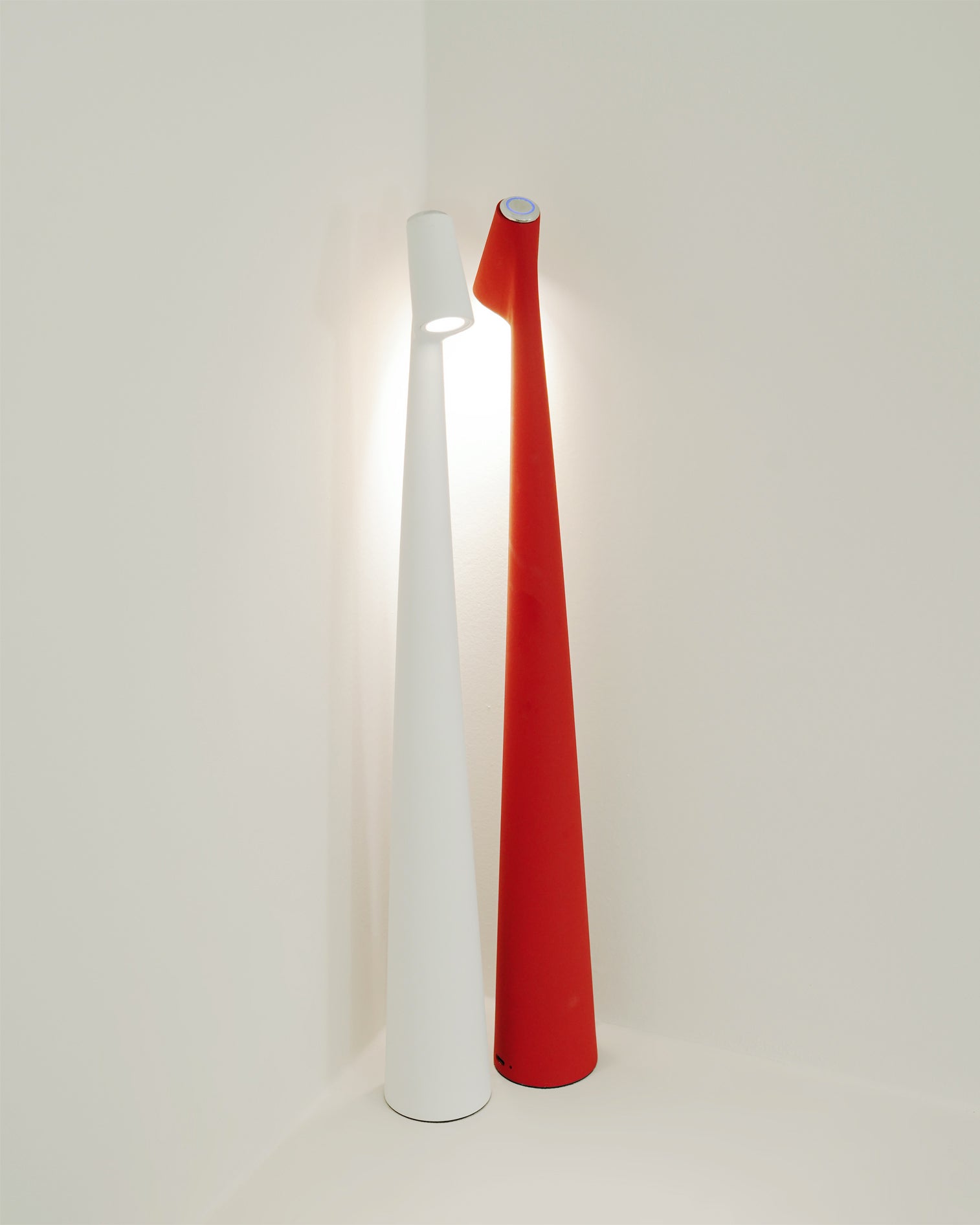 Lampe de bureau LED moderne | Conception rechargeable à commande tactile