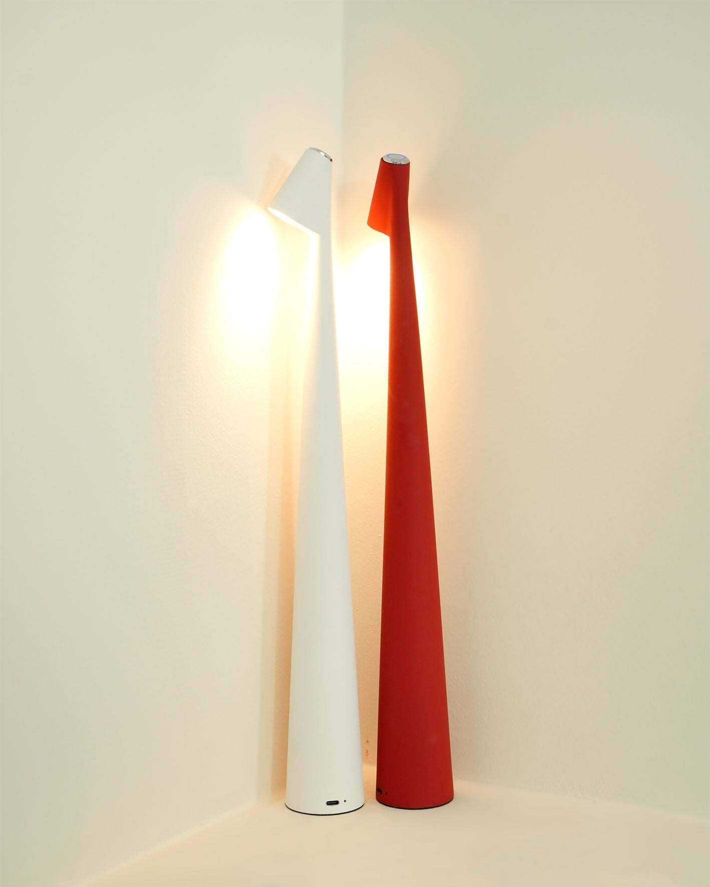 Lampe de bureau LED moderne | Conception rechargeable à commande tactile