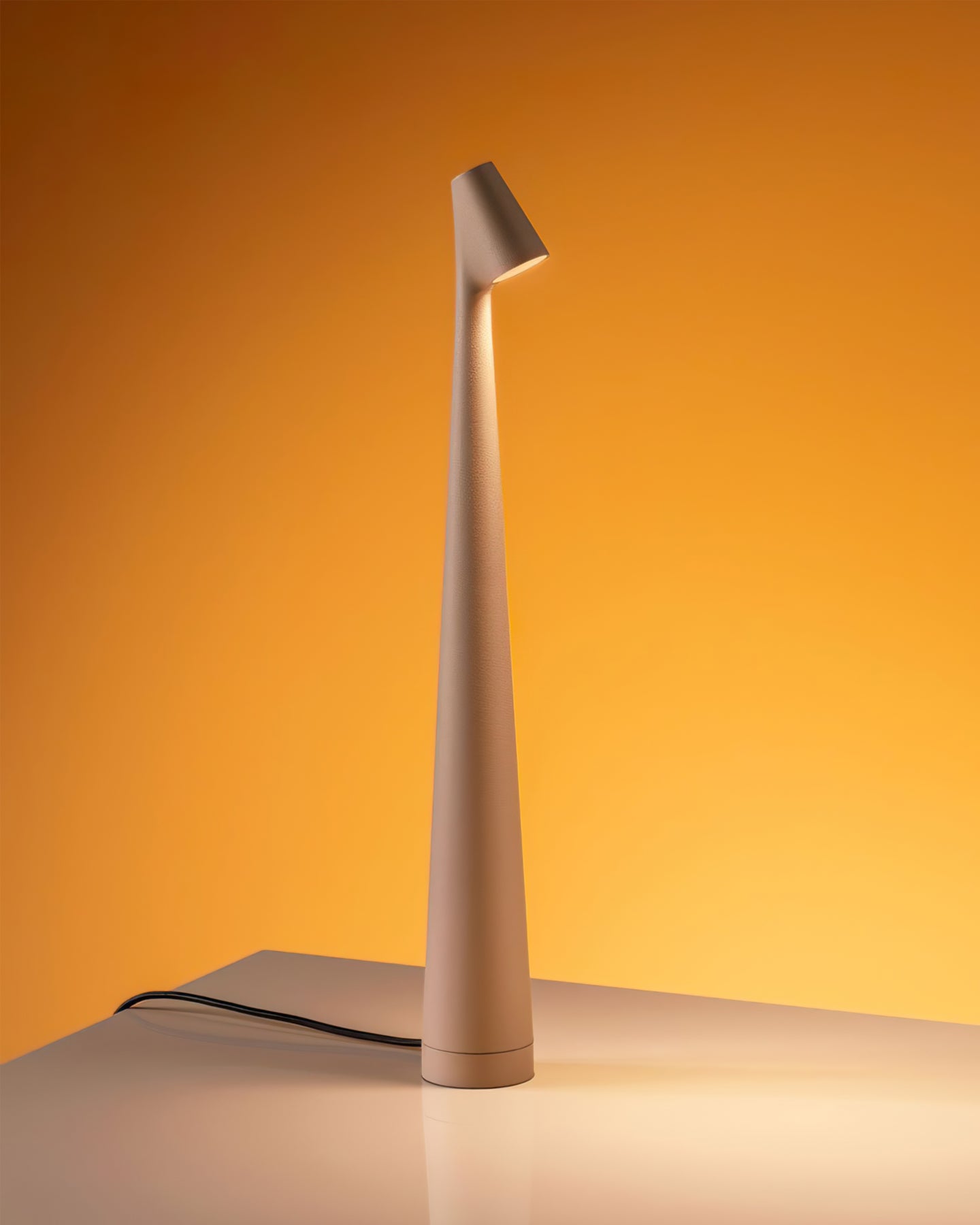 Lampe de bureau LED moderne | Conception rechargeable à commande tactile