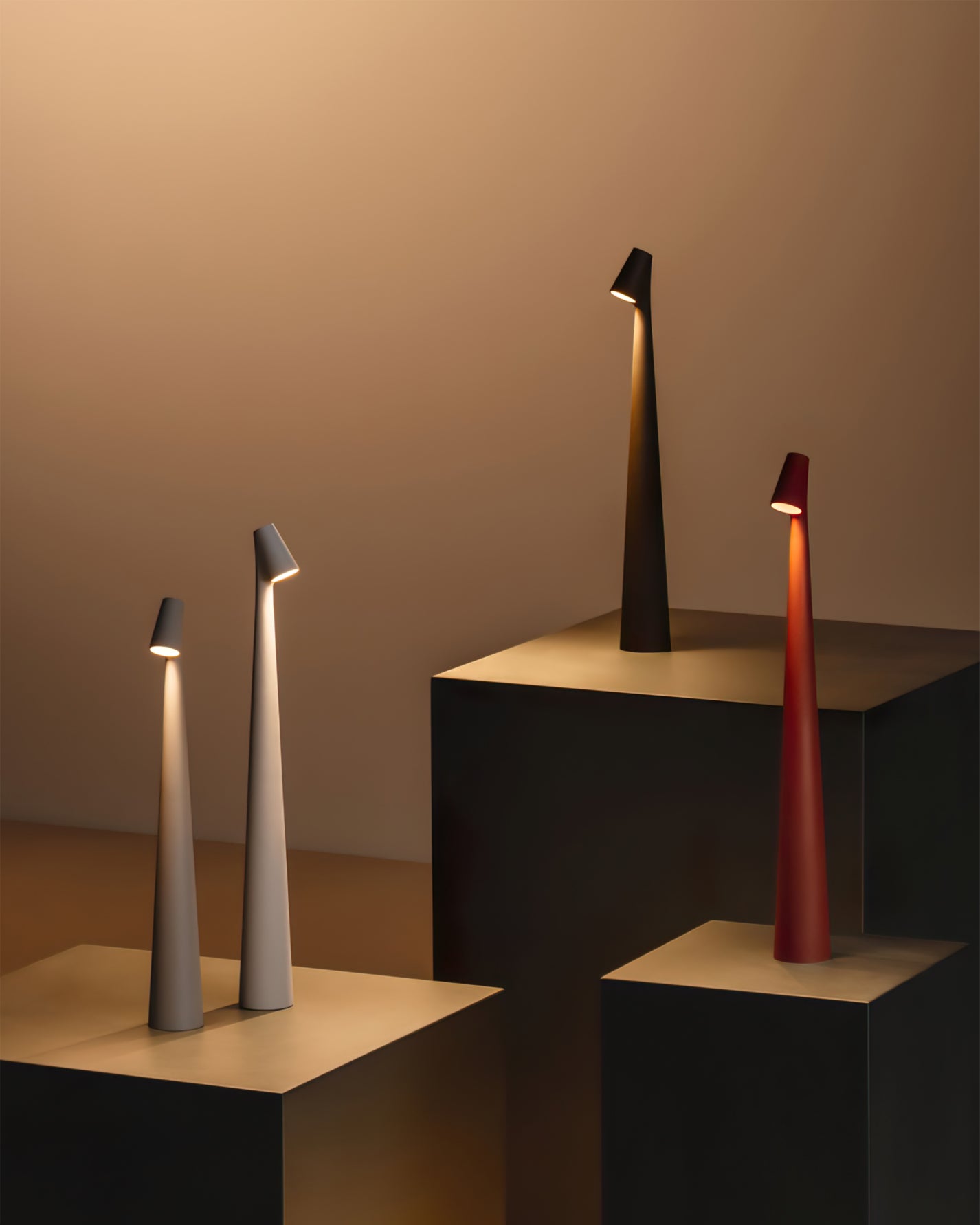 Lampe de bureau LED moderne | Conception rechargeable à commande tactile