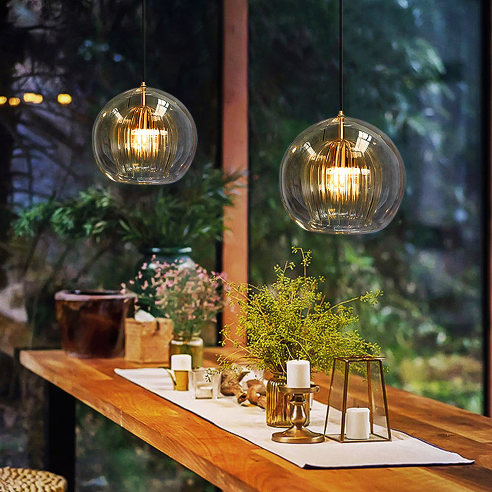 Lampe suspendue en verre moderne | Conception de globe nervuré ambre