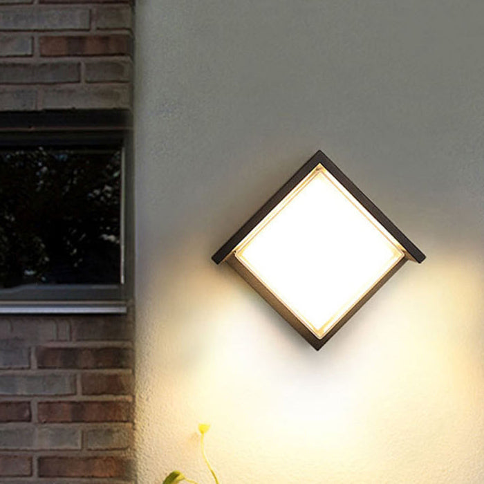 Applique d'extérieur LED ronde ou carrée noire ou blanche 3W-8W IP54 façade terrasse éclairage extérieur moderne | Sansotis