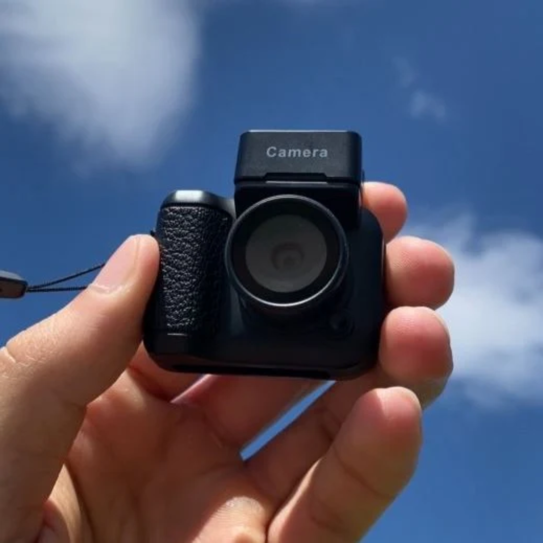 Appareil photo numérique pour débutants mini vintage, base de chargement et câble Type‑C, compact de poche avec lanière et crochet