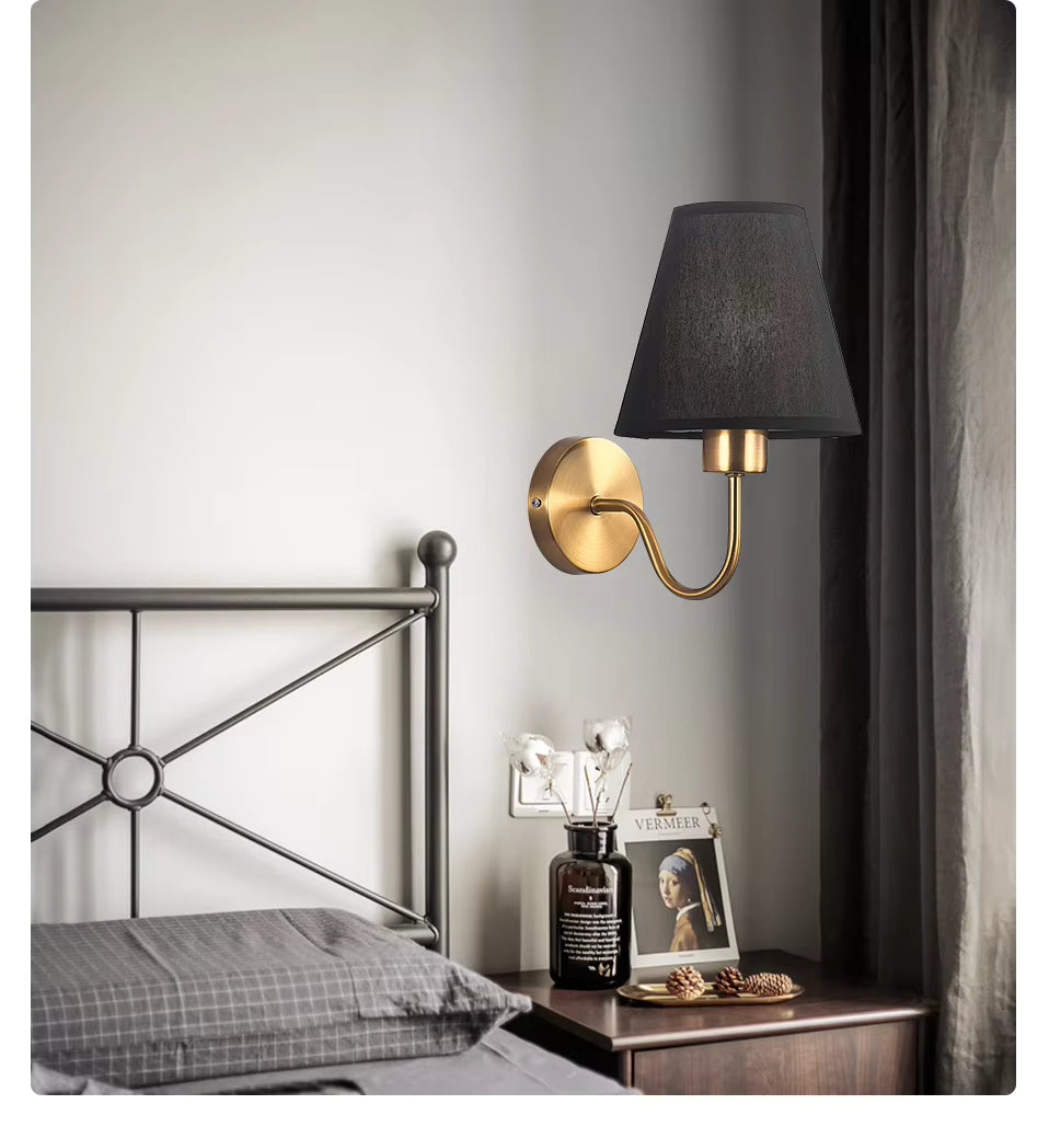 Applique murale moderne | Or brossé avec abat-jour en tissu