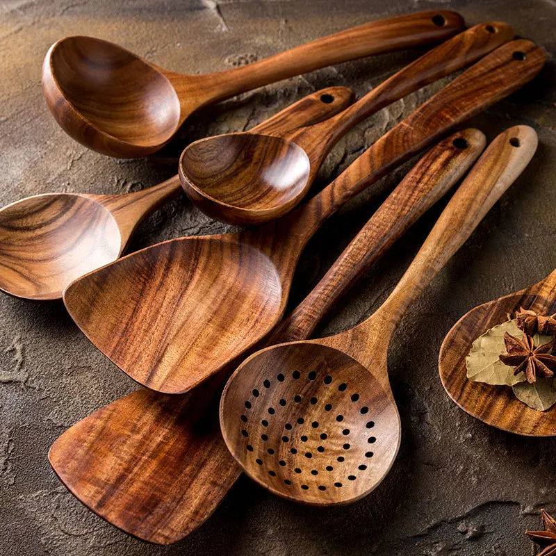 Ensemble d'ustensiles de cuisine 7 pièces en teck - bois naturel, compatibles surfaces antiadhésives, usage quotidien