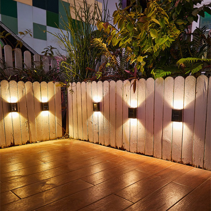 Lampe d'extérieur solaire LED sans fil Blanc chaud 3000K Résistant aux intempéries IP65 Capteur de mouvement Éclairage mural Terrasse Jardin Balcon Éclairage de jardin économe en énergie 8 heures d'autonomie de la batterie | Sansotis