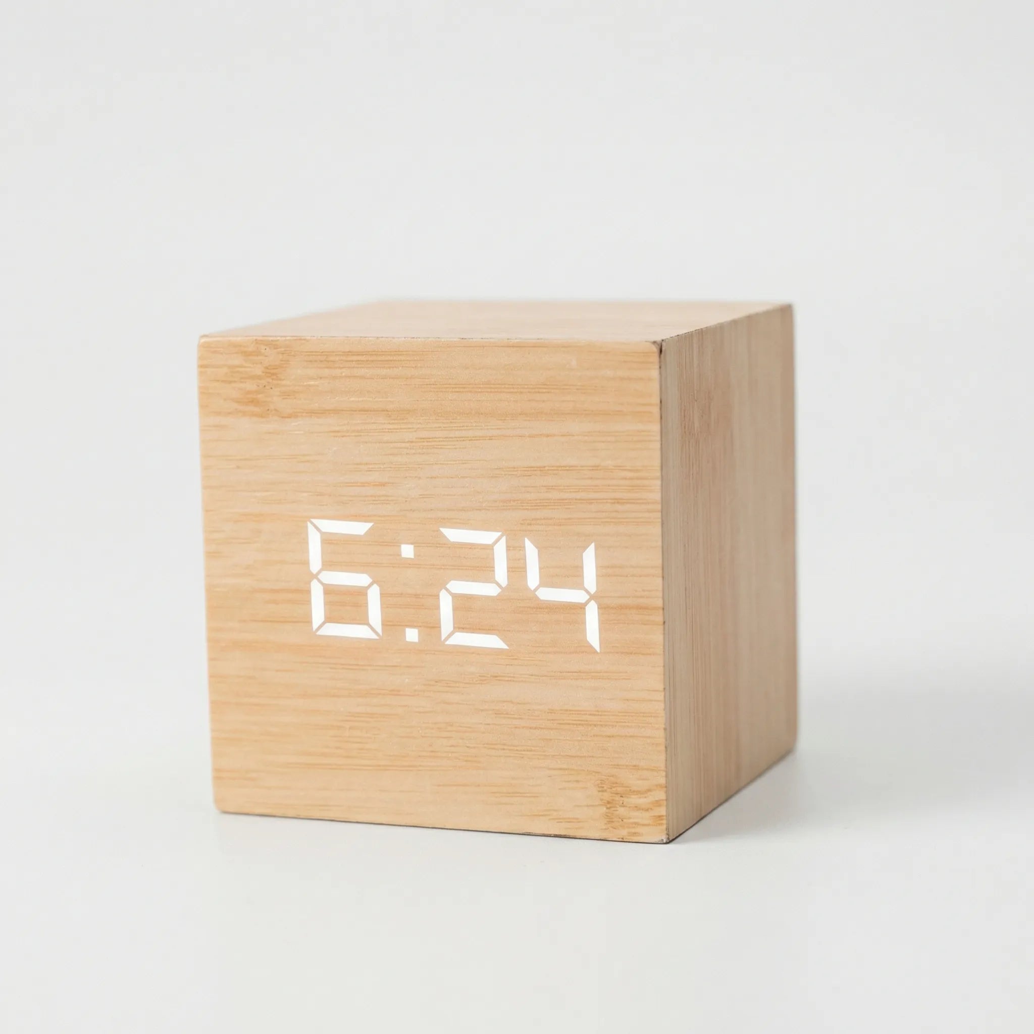 LumiTick - Horloge numérique carrée compacte