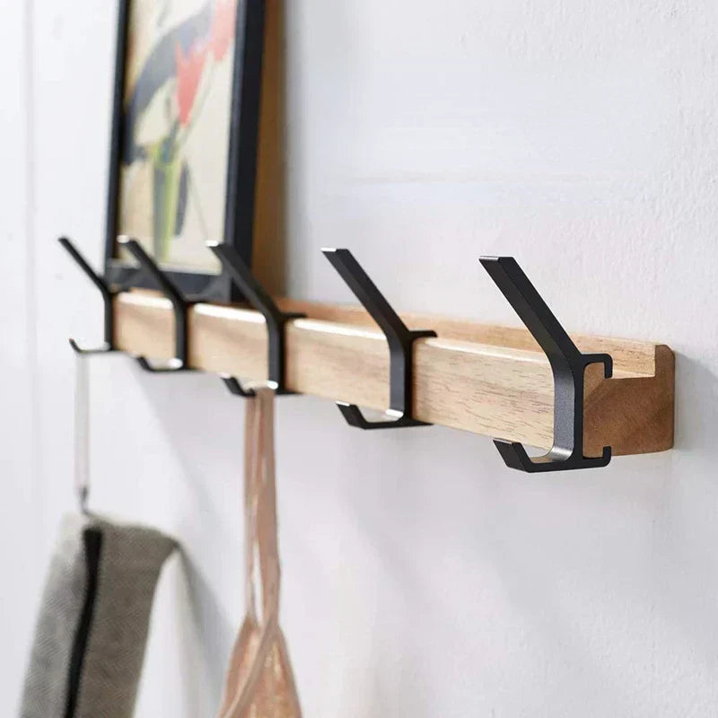 Porte-manteau mural HaakFlex avec 5 crochets doubles réglables, bois d'hévéa et aluminium, finition noire, design scandinave