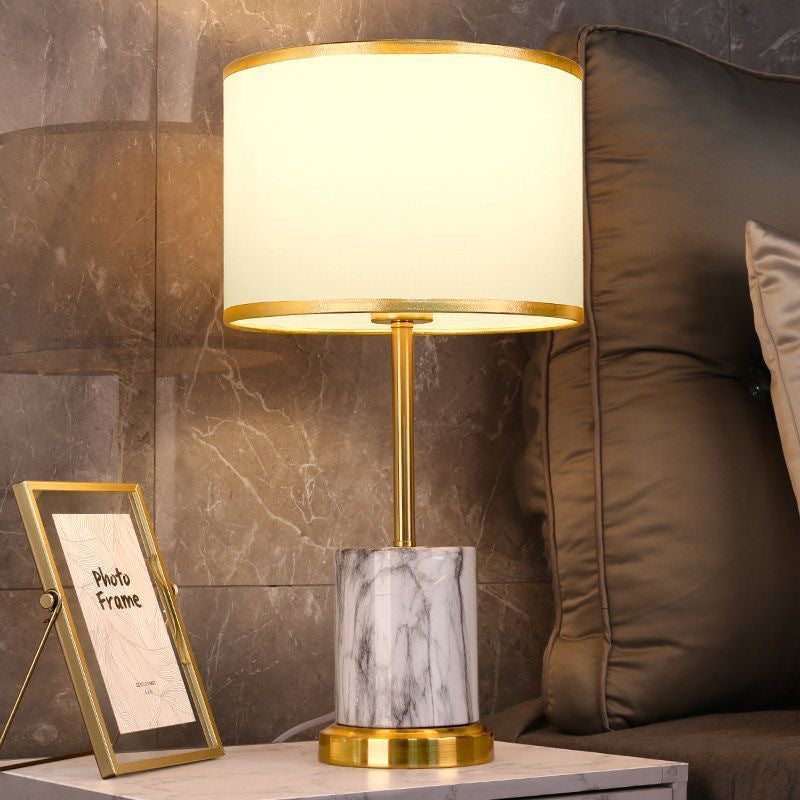 Lampe de bureau décorative moderne