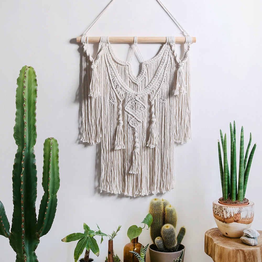 Décoration murale en macramé avec détails artistiques