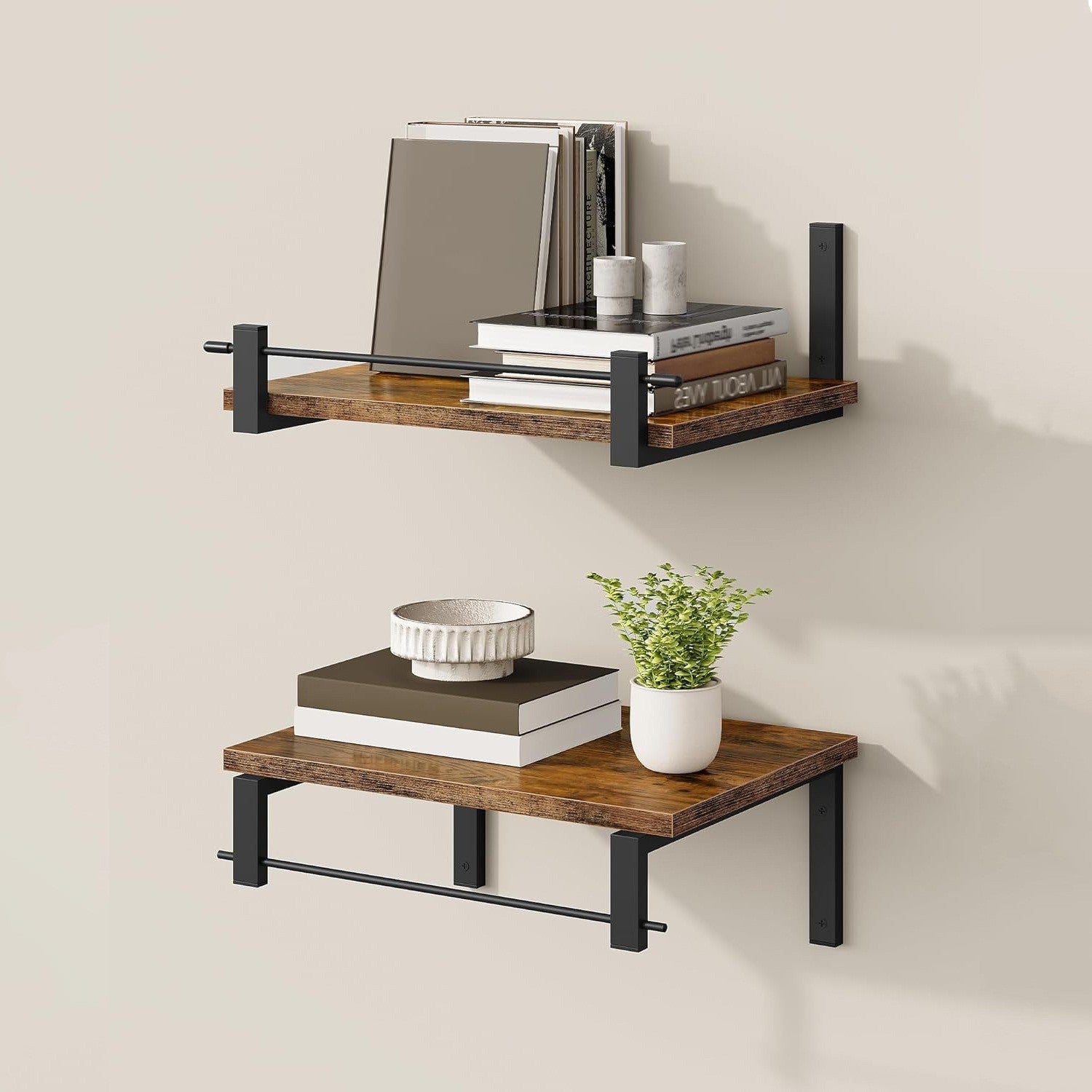 Etagère murale au design industriel bois-métal