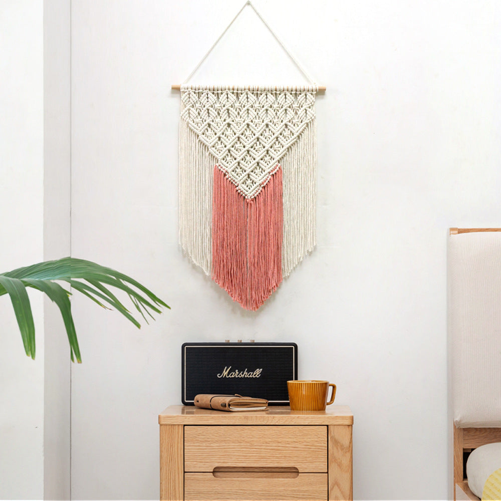 Décoration murale en macramé avec franges créatives