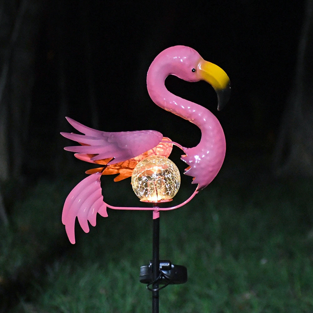 Sculpture décorative en métal de paon sur piquet de jardin avec guirlande lumineuse LED intégrée et piquet extérieur résistant aux intempéries