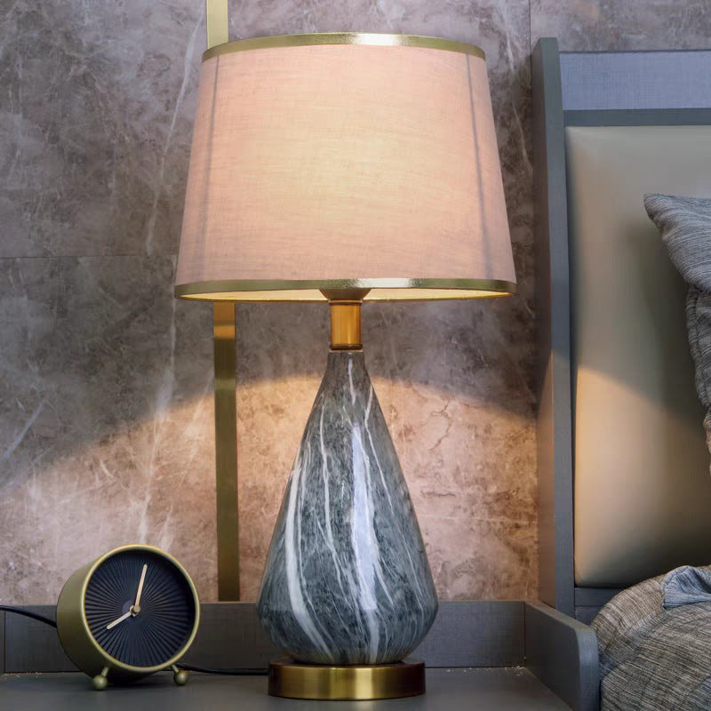 Lampe de table de chevet élégante avec base en marbre