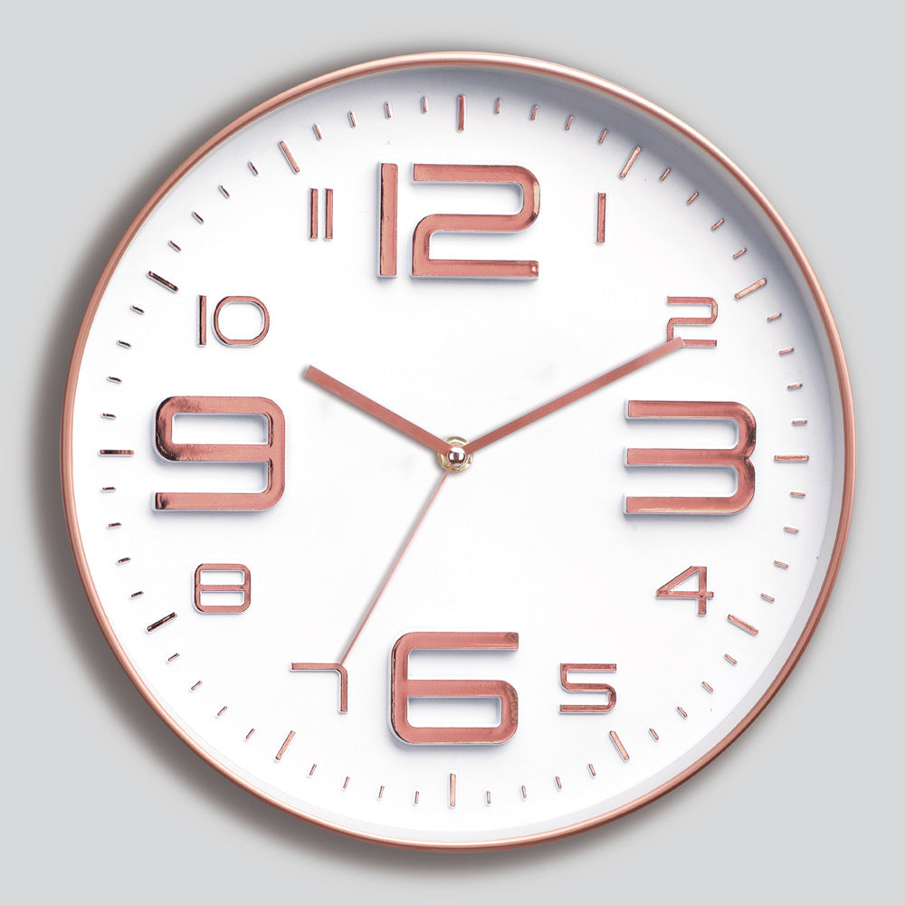 Horloge murale avec grand cadran et design moderne