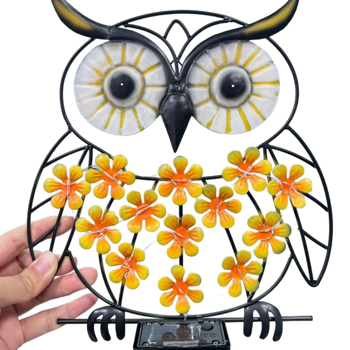 Applique murale décorative en métal abeille avec lampe LED féerique intégrée et module solaire