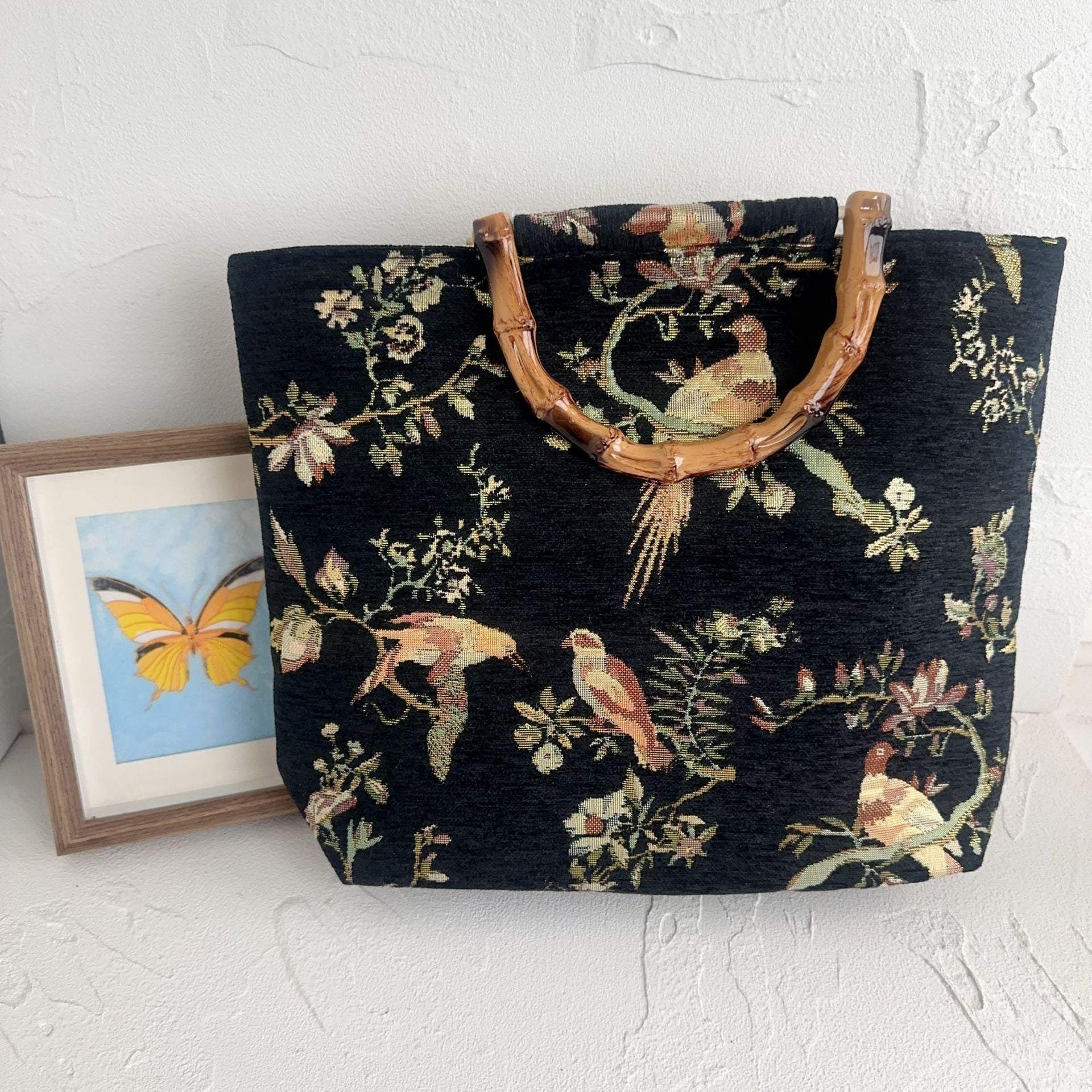 Sac à main tendance en tissu à poignées en bambou