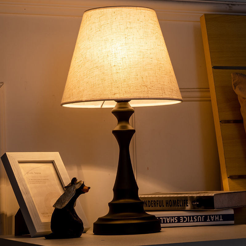 Lampe de table de chevet élégante