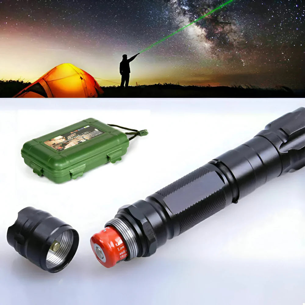 Pointeur laser vert dans un environnement extérieur