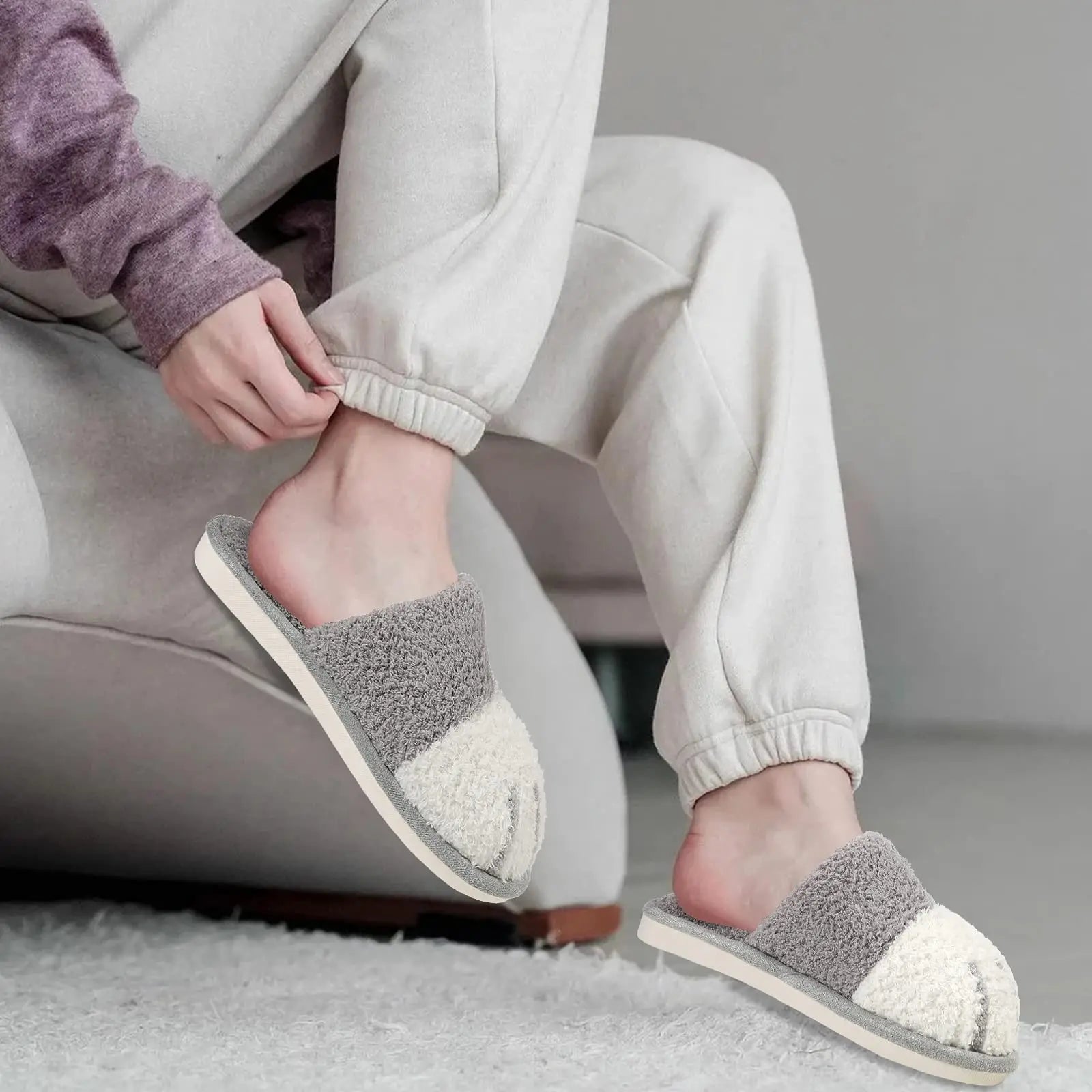 Pantoufles douces et confortables pour femmes - motif patte de chat, semelle intérieure en mousse à mémoire de forme, détente intérieure en hiver