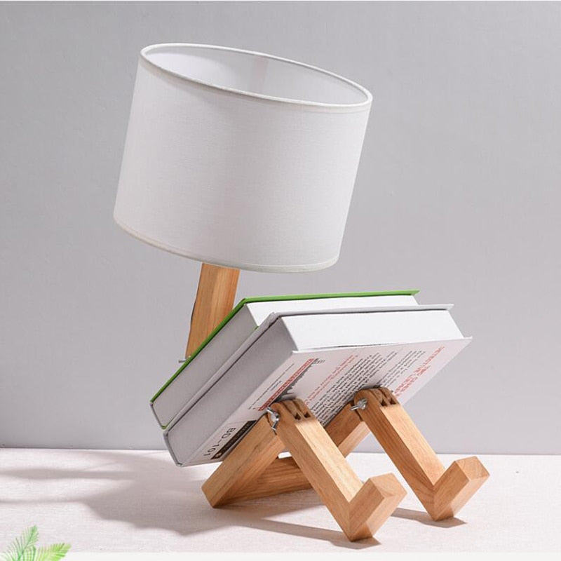 Lampe de bureau en bois robot