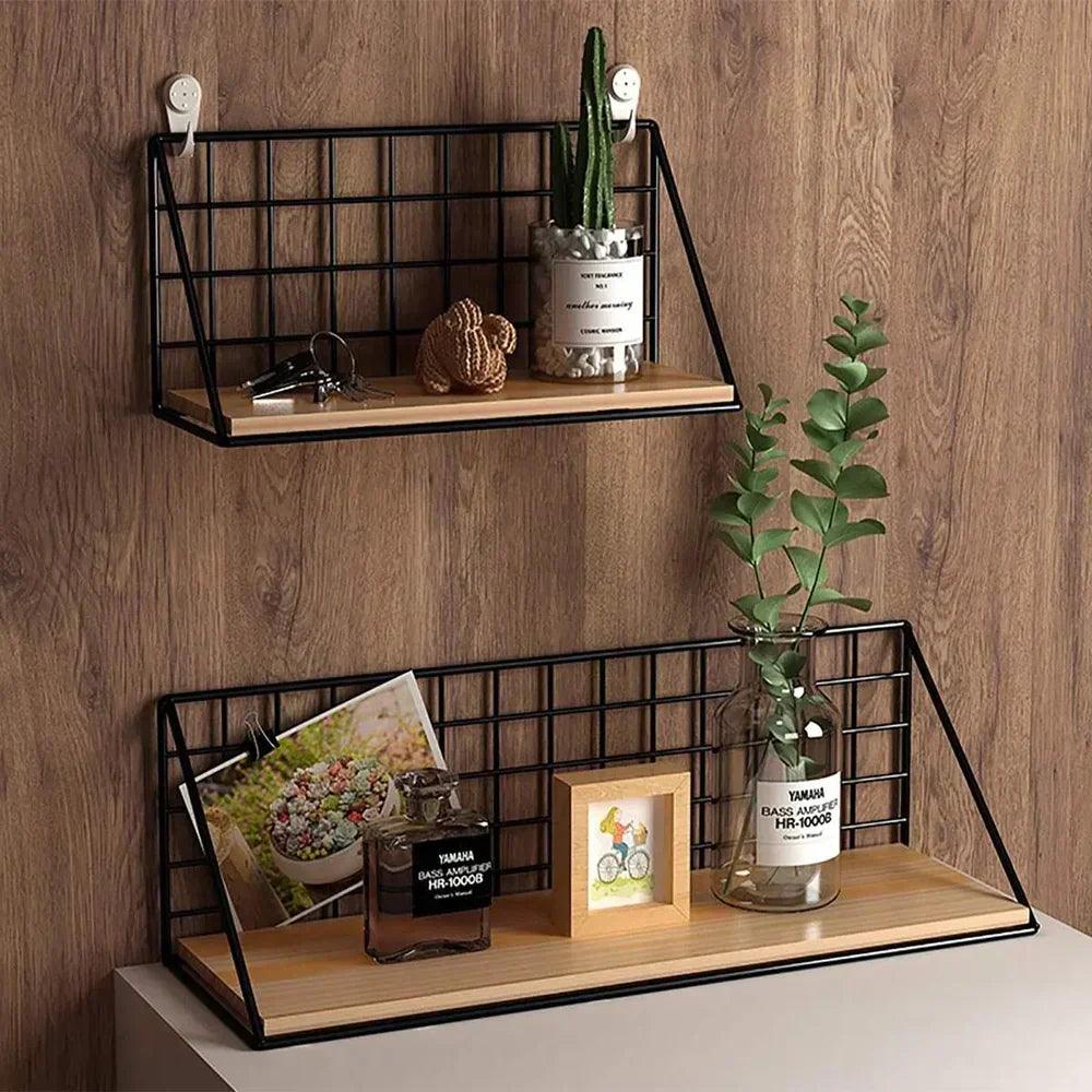 Étagère murale moderne | Présentoir en bois avec grille en métal noir