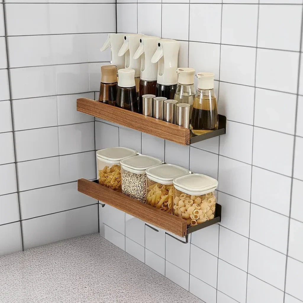 Etagère murale de cuisine en bois – modèle